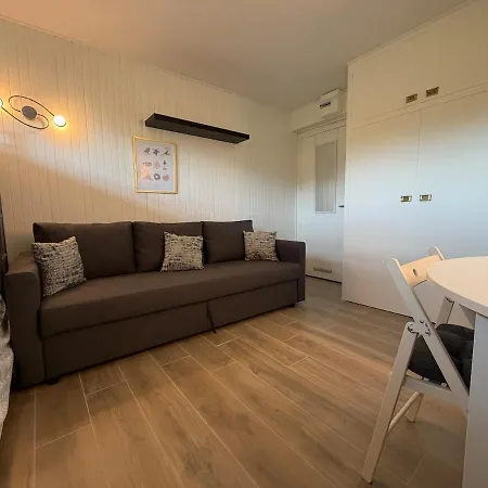 Le En Souplex Avec Piscine Et 10 Min De La 아파트